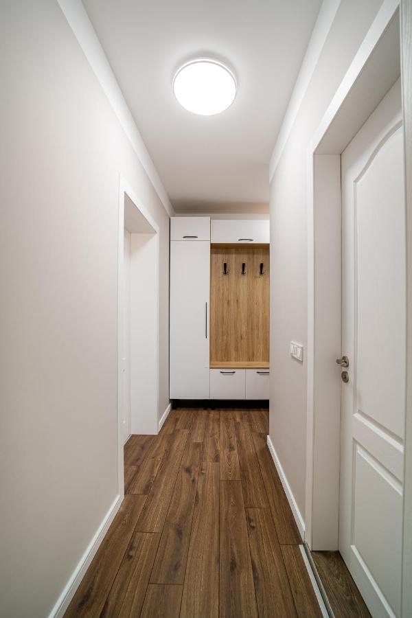 Sky Academic Apartment Varna Exterior photo
