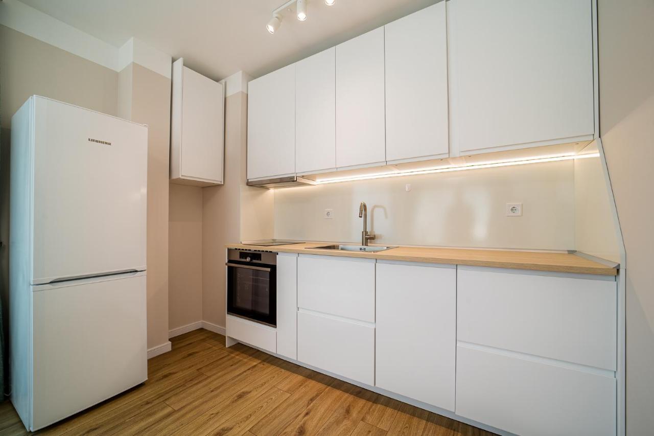 Sky Academic Apartment Varna Exterior photo